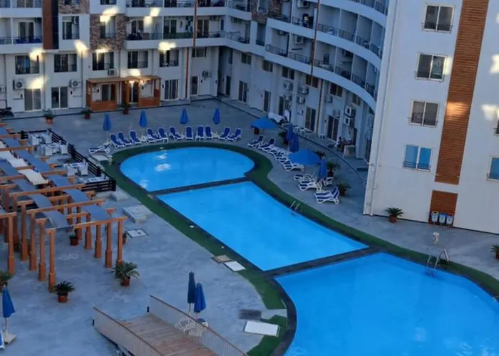 Apartmanhotel Tiba Golden Down Town Gurdaka