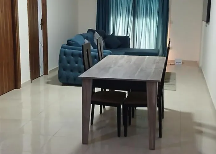 Tiba Golden Down Town Apartmanhotel 4*